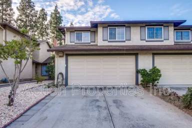 Main picture of 772 Creekland Cir