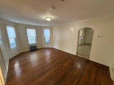 Main picture of 60 Acushnet Ave