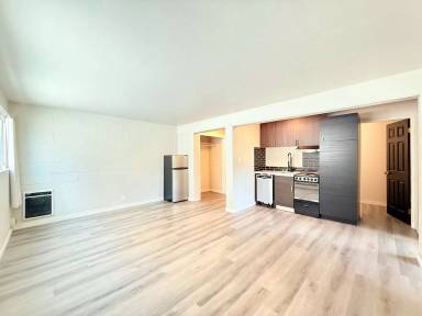 Main picture of 219 Queen Anne Ave N