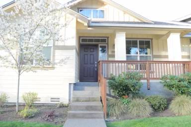 Main picture of 23588 NE Twinberry Way