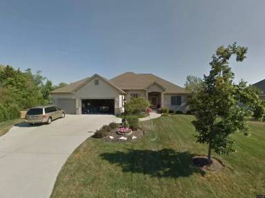 Main picture of 10322 82nd St