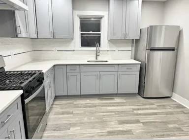 Main picture of 643 Elizabeth St