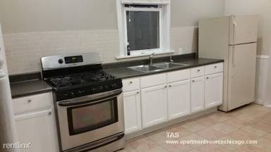 Main picture of 3434 N Oakley Ave