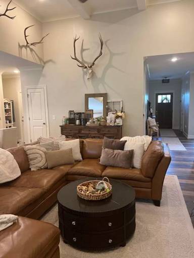 Main picture of 7078 Klingler Ln