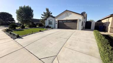 Main picture of 8905 Cadbury Dr