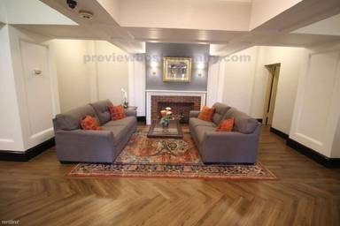 Main picture of 550 Belmont St