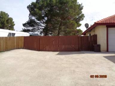 Main picture of 43350 28th St W