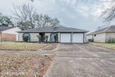 Main picture of 11607 Larkdale Dr