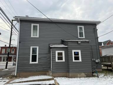 Main picture of 19 Walnut St
