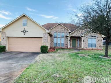 Main picture of 800 Lee Cir