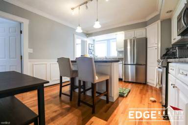 Main picture of 79 Surrey St