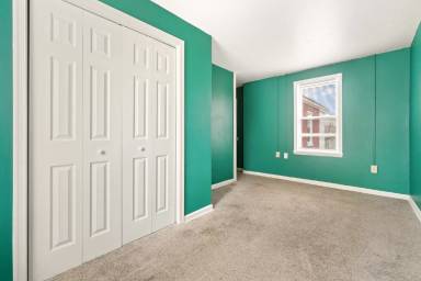 Main picture of 22 W Baltimore St