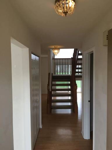 Main picture of 194 Wellington Cir