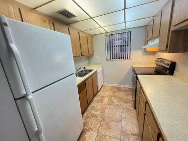 Main picture of Presidential Golfview Condominiums