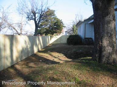 Main picture of 1029 N Gregg Ave