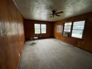 Main picture of 691 1st Ave SW