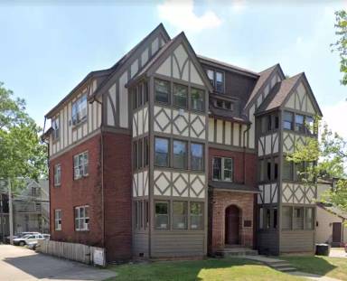 Main picture of 705 W Elm St