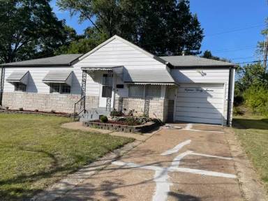 Main picture of 1537 Akron Dr