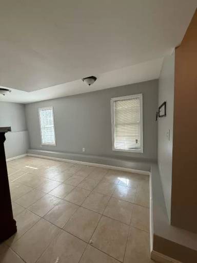 Main picture of 76 Congress St