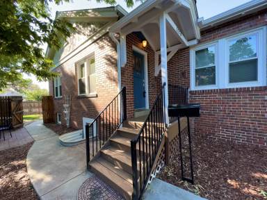 Main picture of 1229 S Sherman St