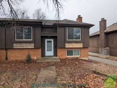 Main picture of 9136 W 78th St