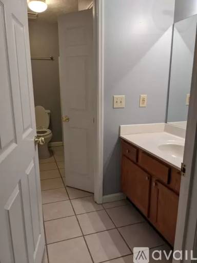 Main picture of 2539 Oakridge Pl