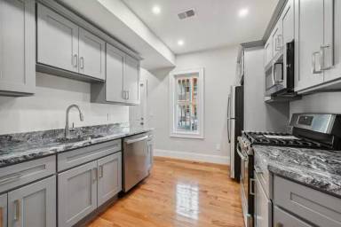 Main picture of 17 Verrill St