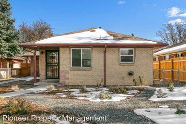 Main picture of 3680 Grape St