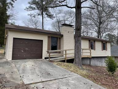 Main picture of 6806 Live Oaks Dr