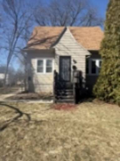 Main picture of 5689 N 41st St