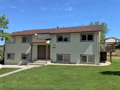 Main picture of 2100 Fairview Ave