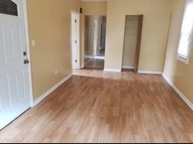 Main picture of 2018 W 69th Pl