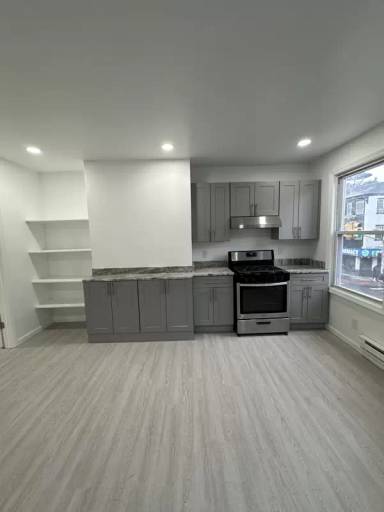 Main picture of 78 Market St