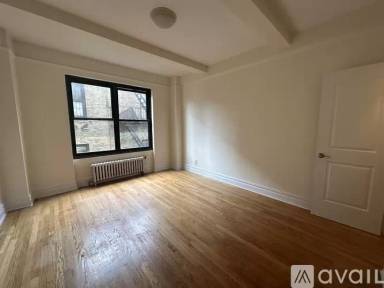Main picture of 166 2nd Ave Apartments