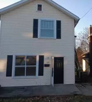 Main picture of 231 Jefferson Ave