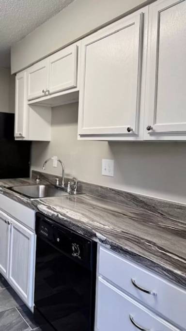 Main picture of 516 Sharon Dr
