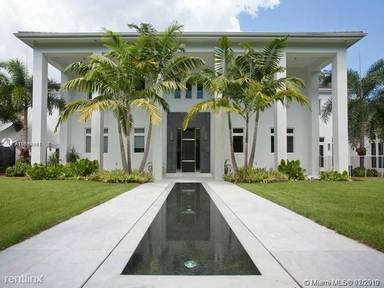 Main picture of 4975 SW 78th St