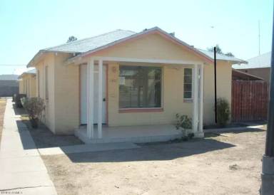 Main picture of 1457 E Polk St