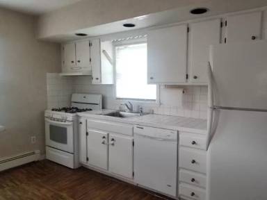 Main picture of 72 Brook St
