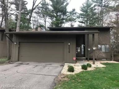 Main picture of 6639 Red Cedar Ln