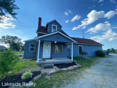Main picture of 4405 W Highway 146