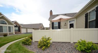 Main picture of 2421 Santa Fe Dr