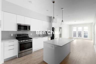 Main picture of 44 Medford St