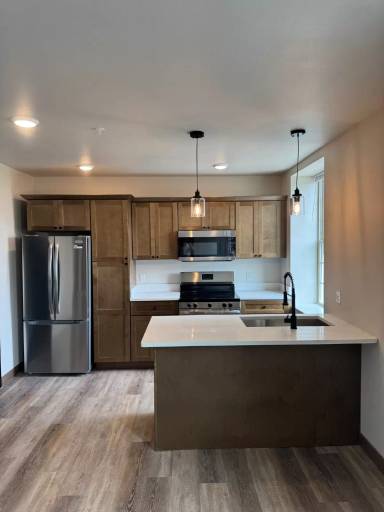 Main picture of 7480 157th St