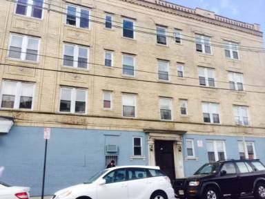 Main picture of 63 Poplar St