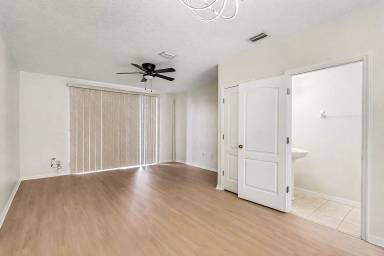 Main picture of 1352 Hampton Park Ln