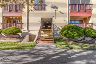 Main picture of Franklin Part West Condominiums