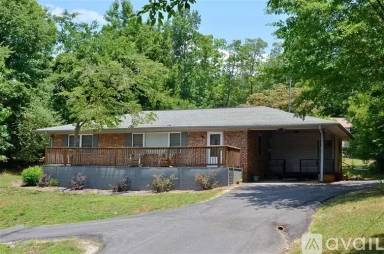 Main picture of 3435 Maynard Cir