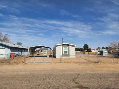 Main picture of 3015 E Leroy Ave
