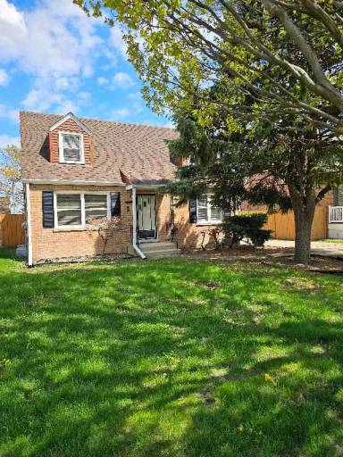 Main picture of 7825 N Nora Ave